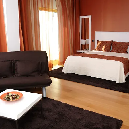 Miramar Sul 4* נאזרה