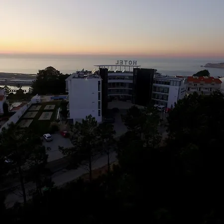 Hotel Miramar Sul Nazaré